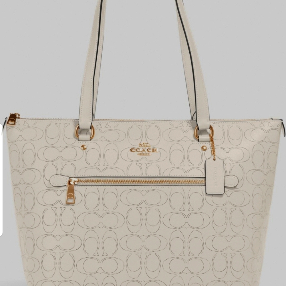 Gallery Tote In Signature Leather